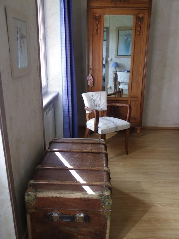 Maison D'Hotes De La Verriere Les Ardillats Екстер'єр фото