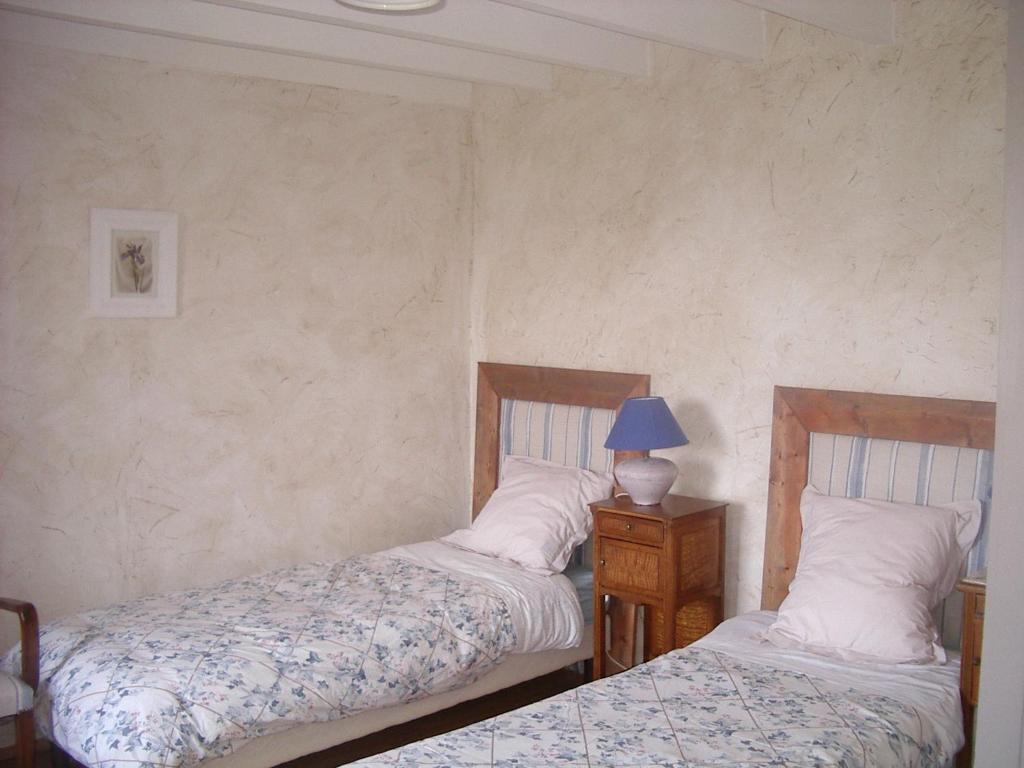 Maison D'Hotes De La Verriere Les Ardillats Номер фото