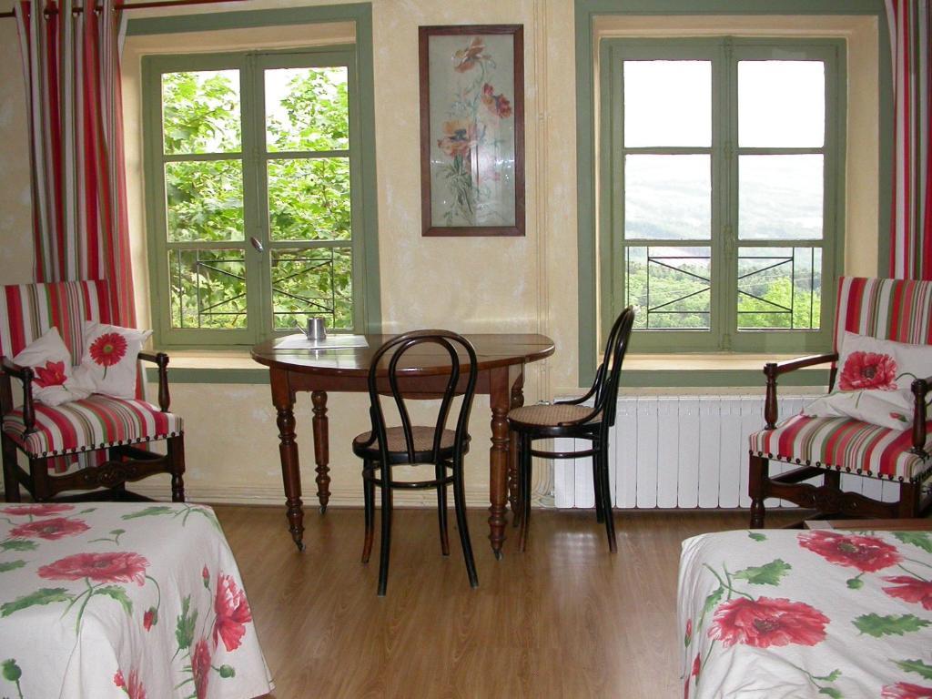 Maison D'Hotes De La Verriere Les Ardillats Номер фото